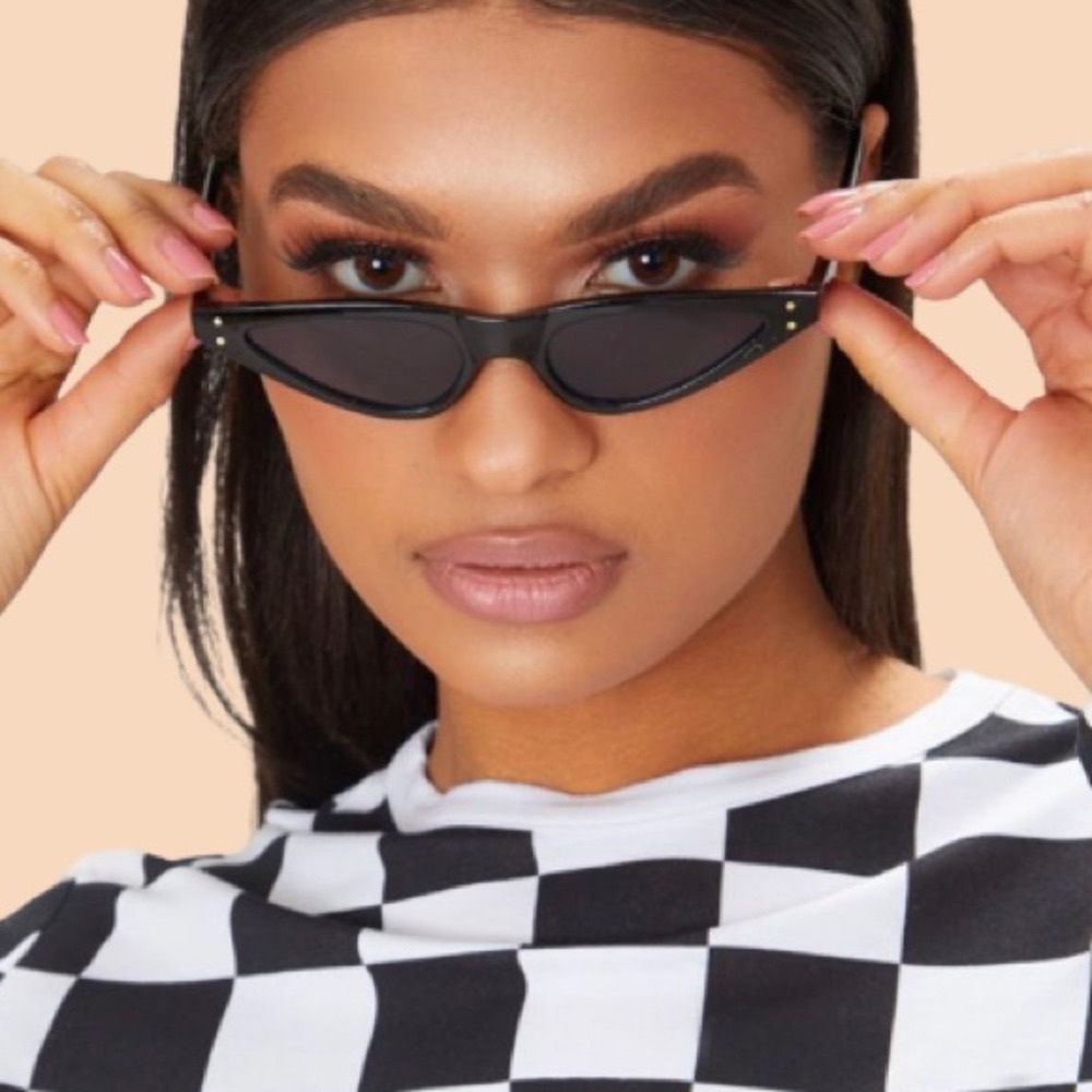 Thin Cat Eye Sunglasses